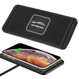 Беспроводная зарядка коврик в машину для телефона 15W / Коврик с беспроводной зарядкой / Зарядка для телефона