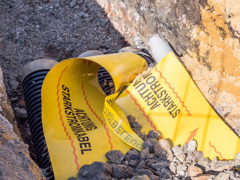Stromkabel im Garten