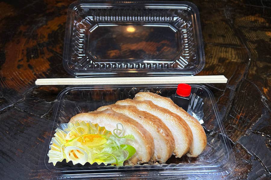 【鬼がらし岩沼店】お持ち帰りチャーシュー(4枚・タレ付き) 420円(税込) 【鬼がらし岩沼店】お持ち帰りチャーシュー(4枚・タレ付き) 420円(税込)