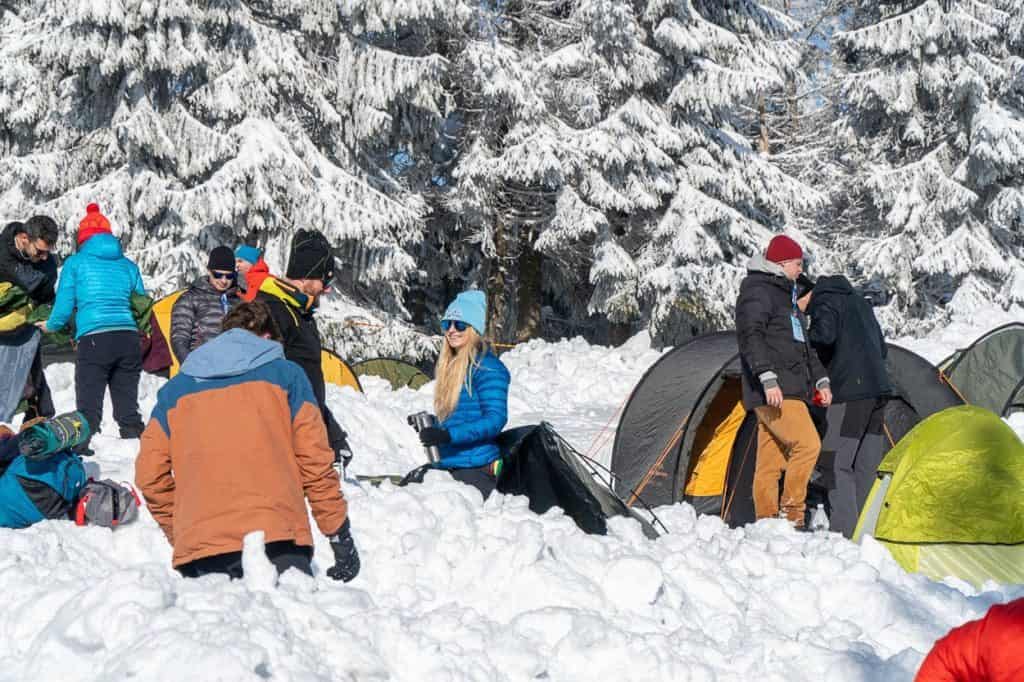 pole biwakowe na wintercamp