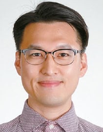 Portrait of Korean professor Jeon Hyeong-Seon involved in visa cancellation case