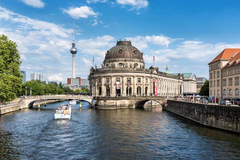 startseite-berlin-sehenswuerdigkeiten Blick auf die Museumsinsel in Berlin