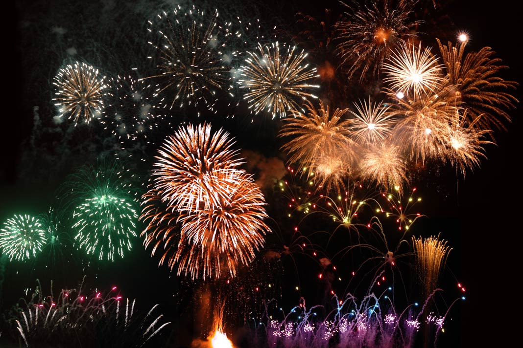 Ein großes Feuerwerk über Funchal auf Madeira