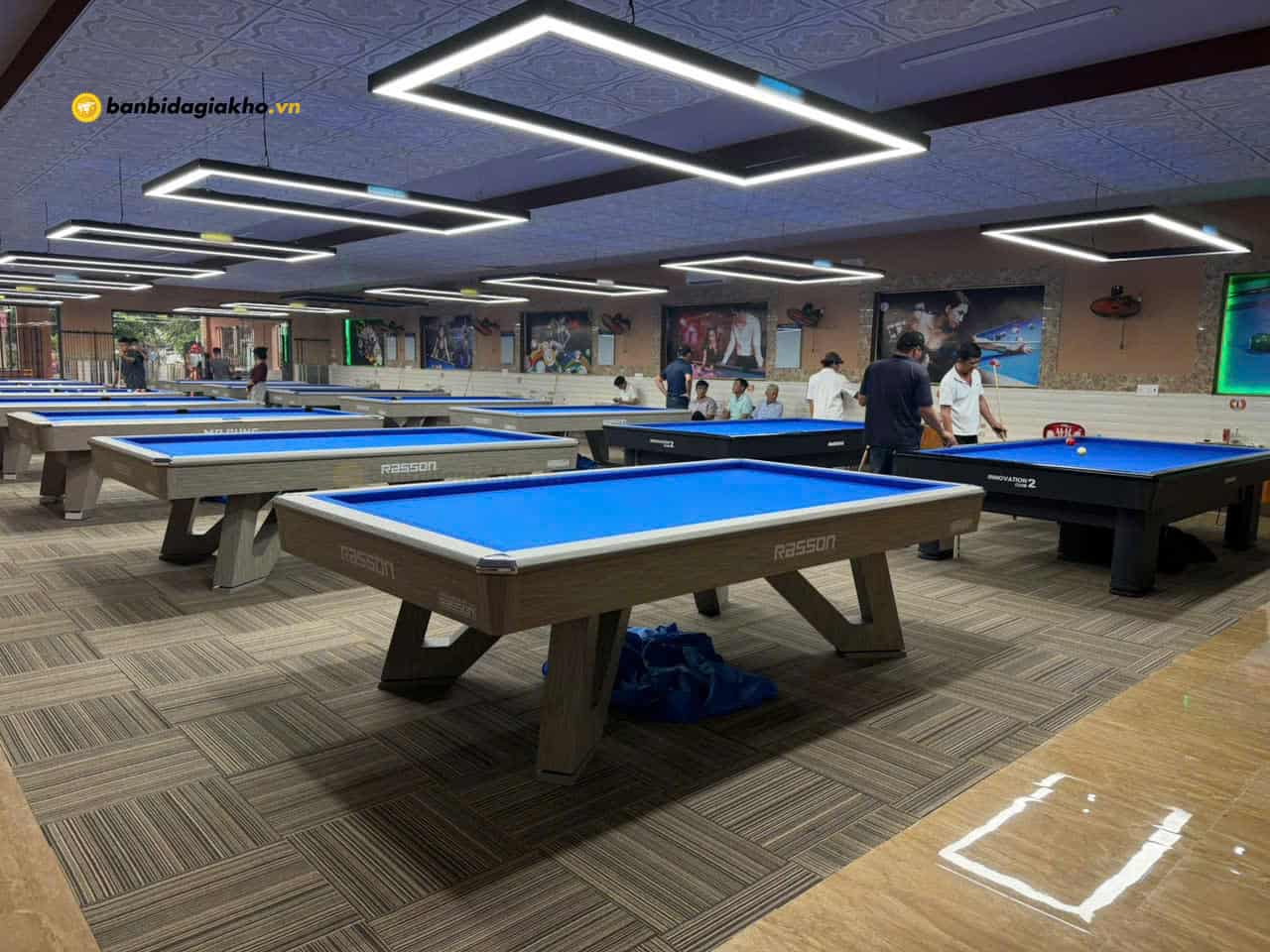 Hoàn Thiện Thi Công Lắp Đặt Bàn Bida Tại Vũng Tàu – TP.HCM 2 Thi công lắp đặt bàn bida cho CLB Billiards Huy tại Vũng Tàu – TP.HCM