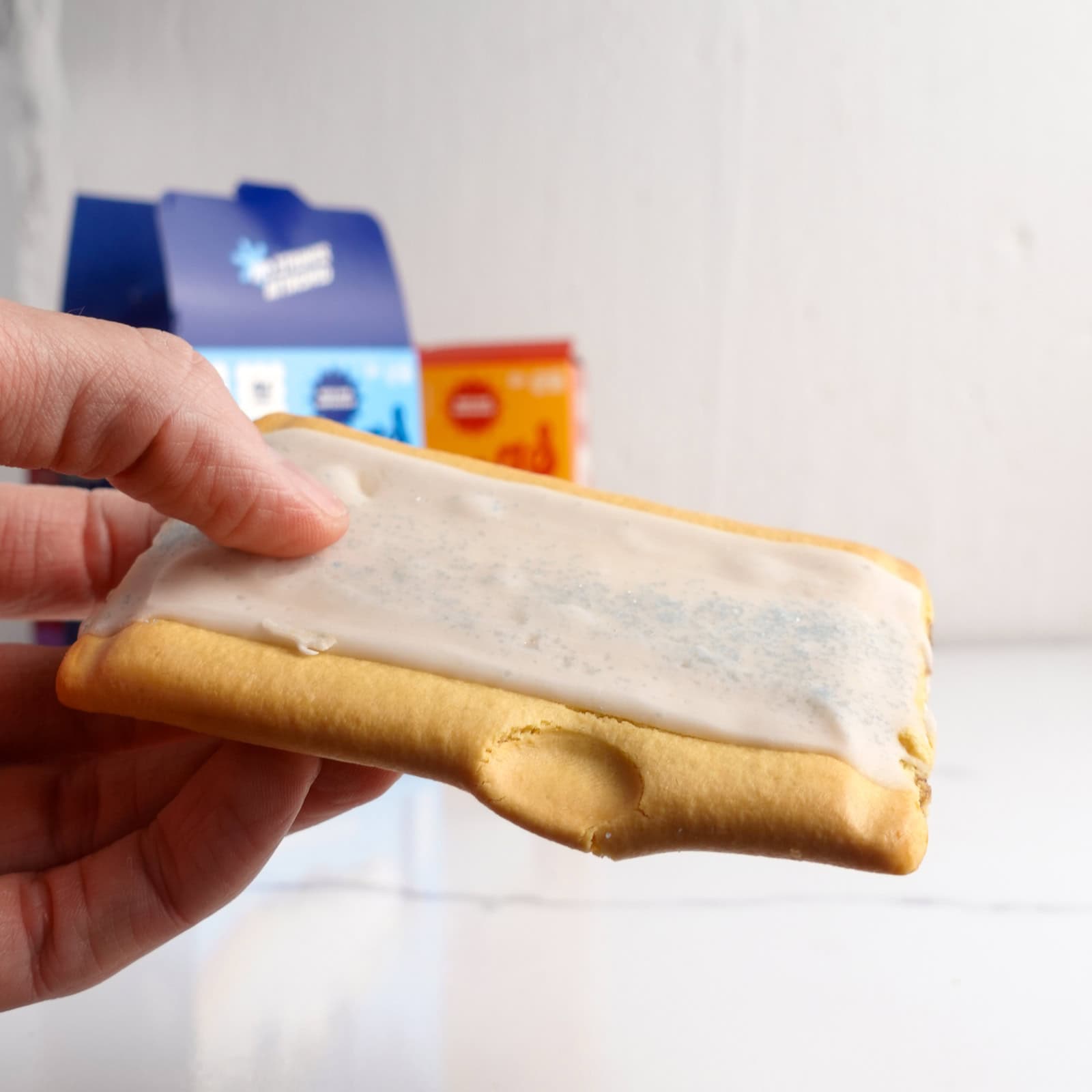 Flattened edge of Flings pastry