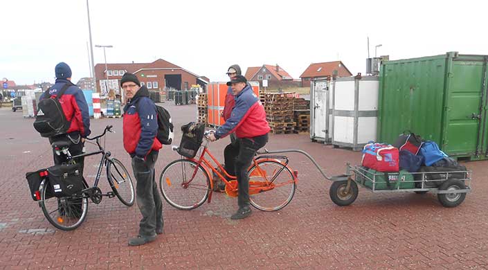 Team von Köster Bedachung auf Baltrum