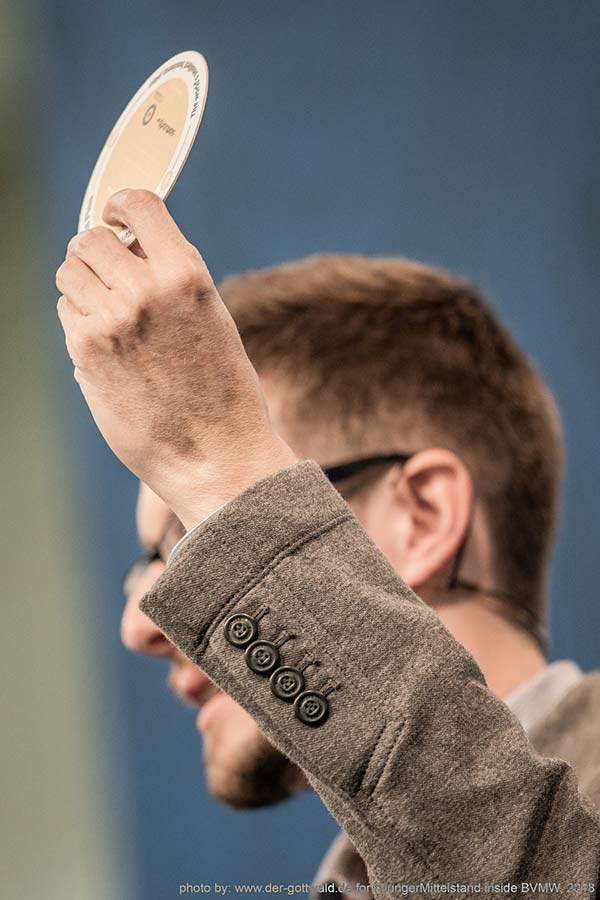 Foto Vortrag mit Bierdeckel Businessplan