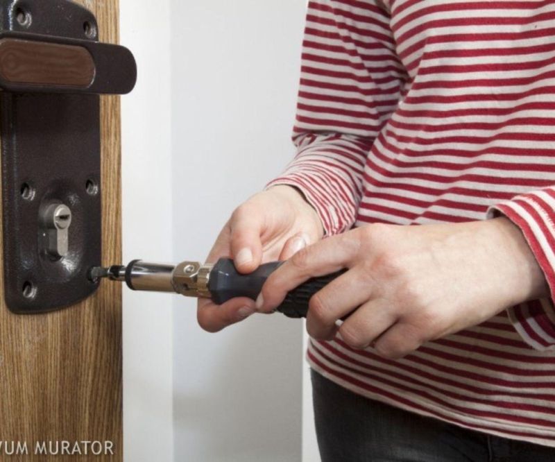 Wymiana wkładki zamka. Zobacz, jak zastąpić starą wkładkę ...