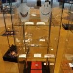 Decimononic at Madrid Joya 2015 - Glass cabinet with some jewels of the Metropolis Collection