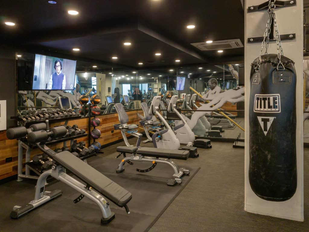 Hotel EMC2, Autograph Collection Chicago Traveler