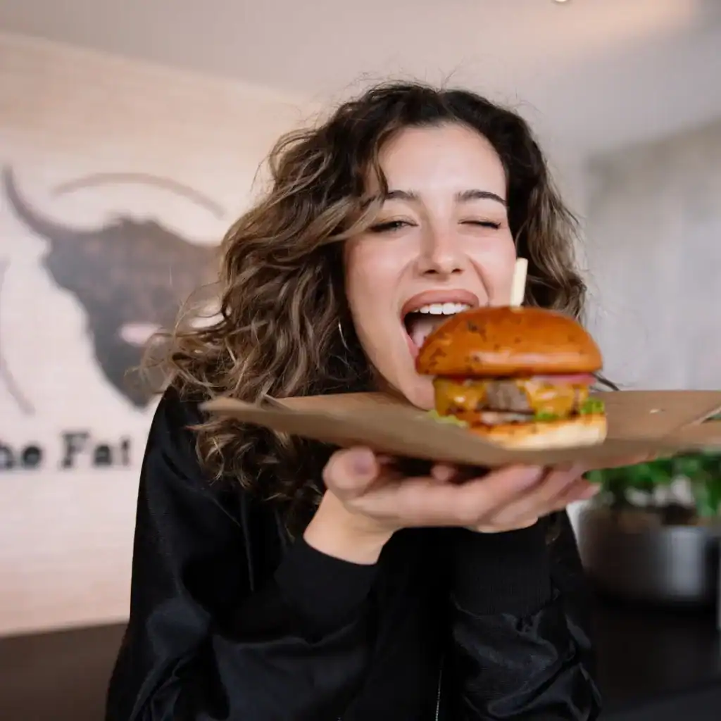 best burgers in limassol, burgers in limassol, fat bull