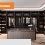 Closet enorme de diseño moderno en madera oscura