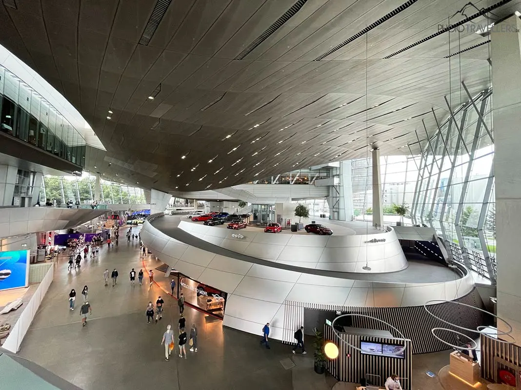 Im Inneren der BMW-Welt