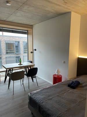 Unterkunft 20 KAPITO Studio 3 Tisch mit Stuehlen