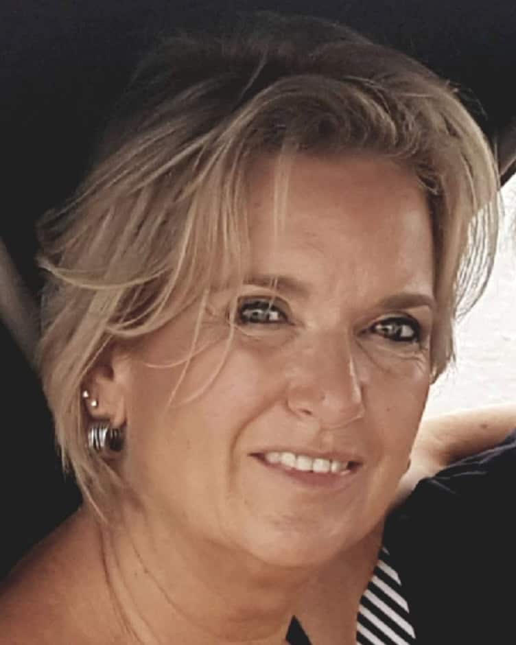 Ellen Schoone ReAttach