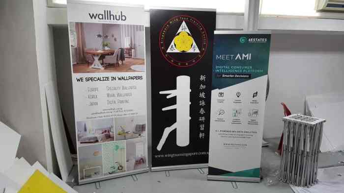 Pull up banners in different sizes
