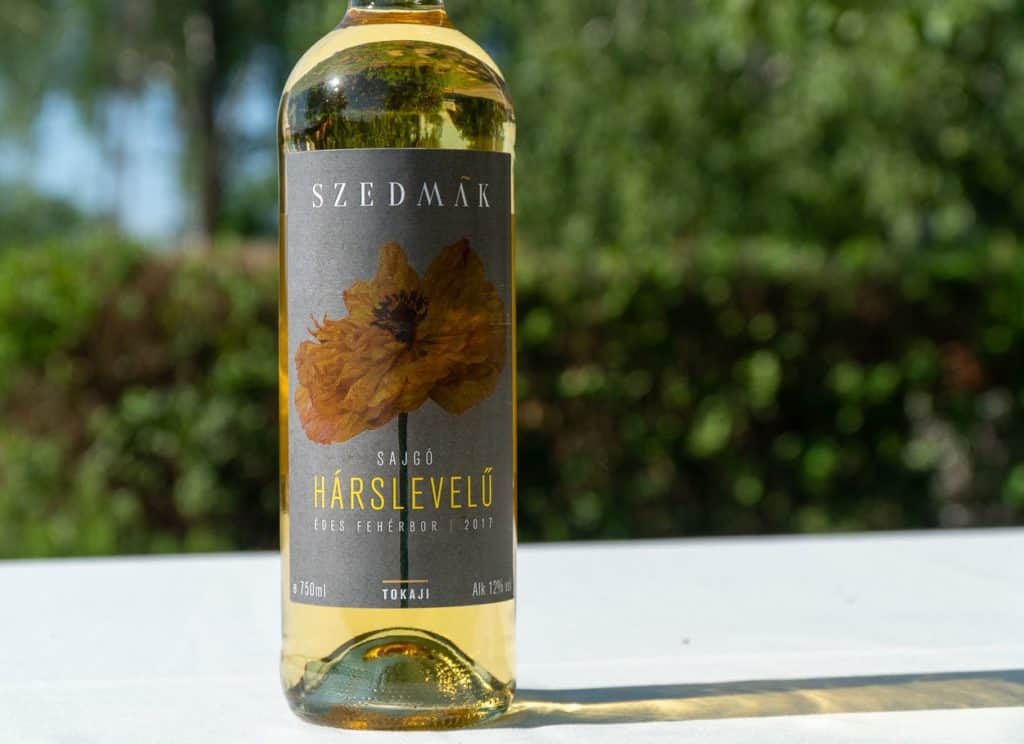 harslevelu z Szedmak Borhaz w tarcal