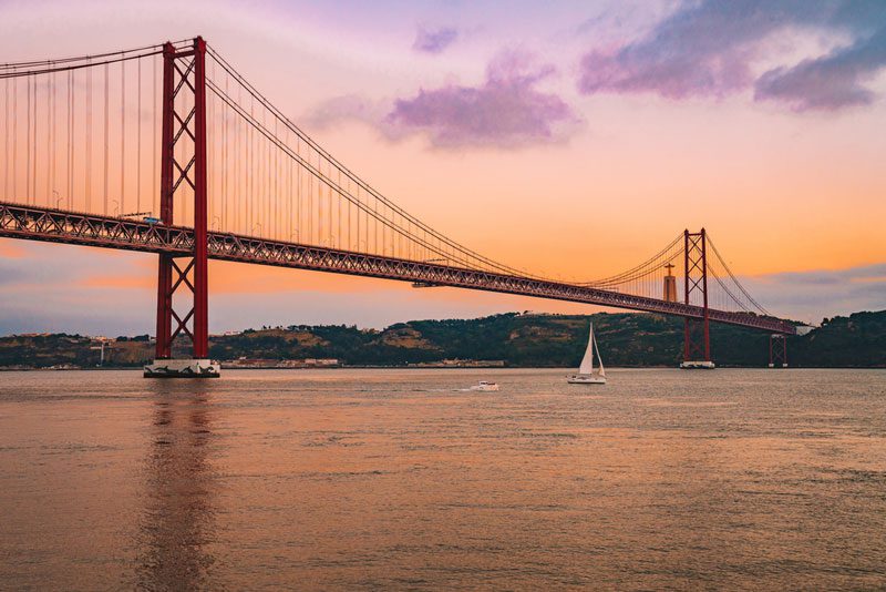 Ponte 25 de Abril