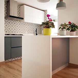 Cocinas integrales de diseño innovador y espacios optimizados en Bogotá