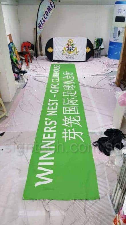 Cloth banner for soccer club