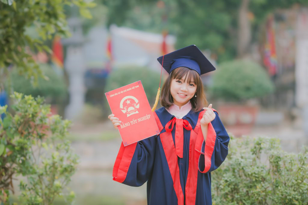 代寫論文一般多少錢?解析留學生在歐美的學術挑戰 1