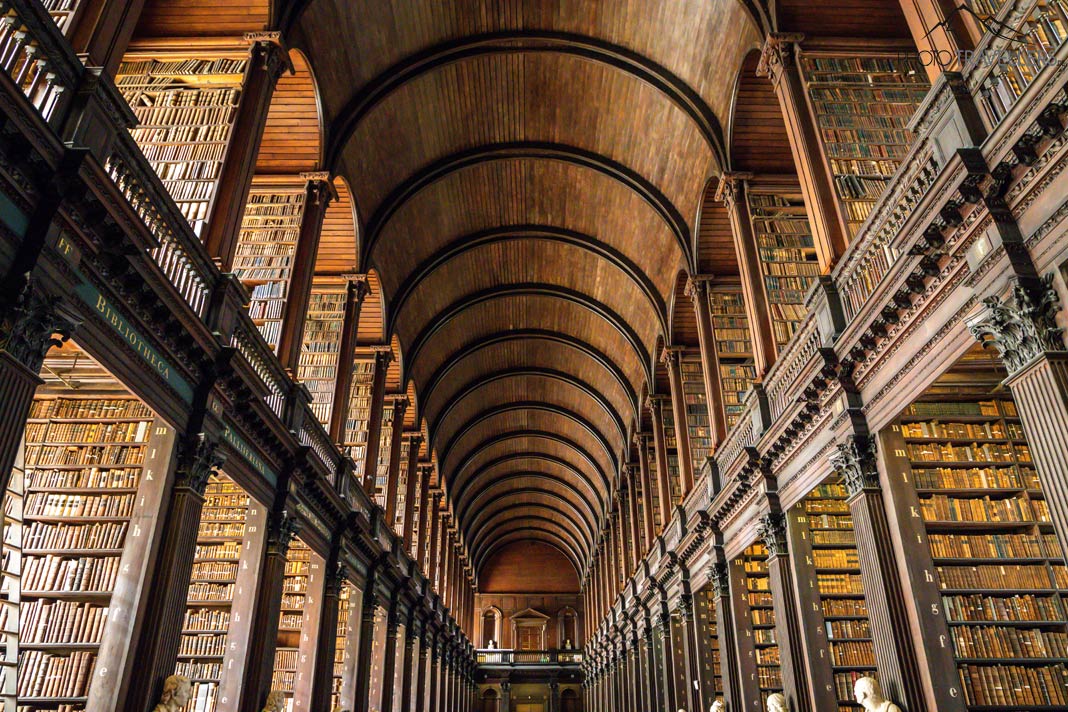 Die Bibliothek im Trinity College in Dublin