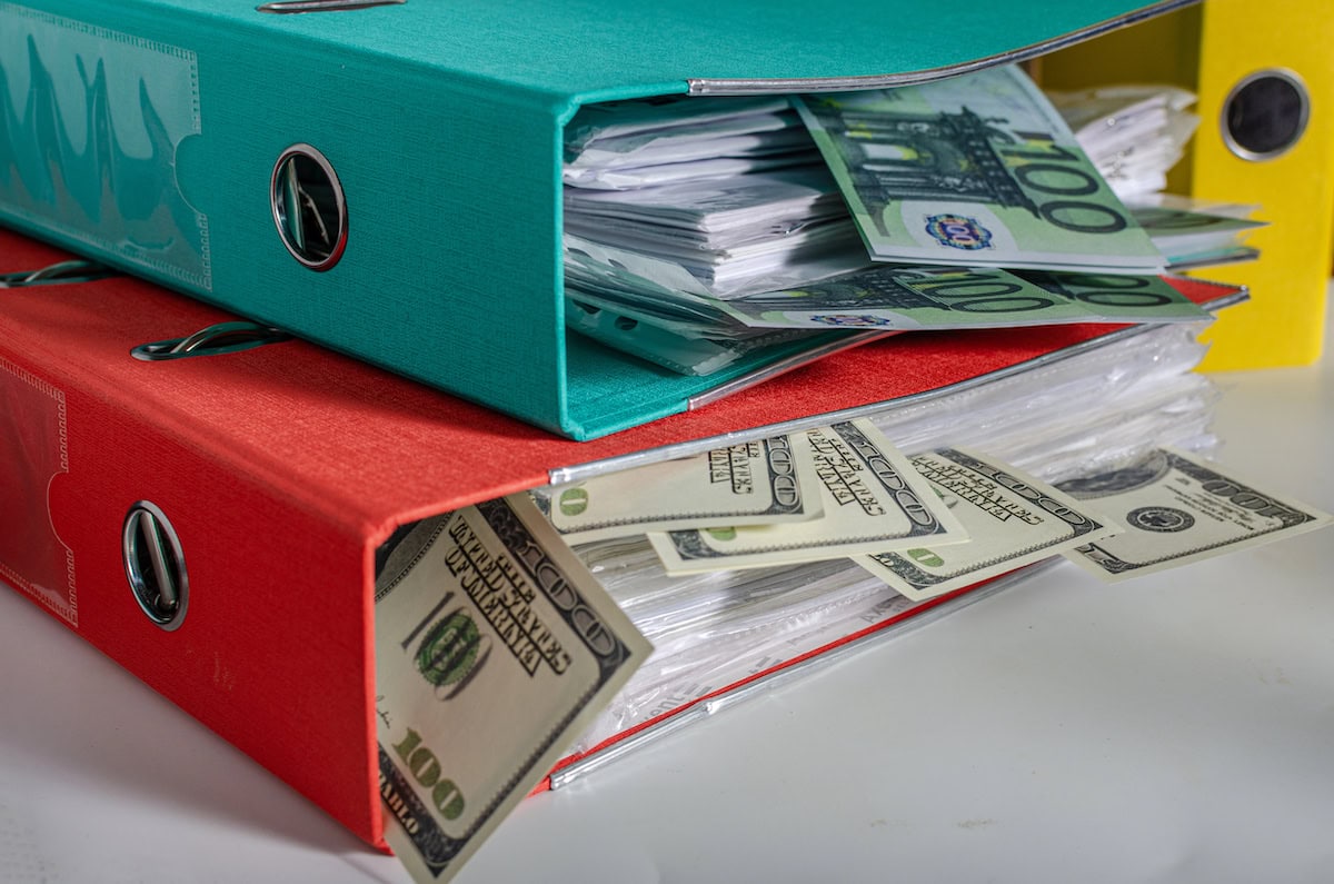 How to Hide Money When Traveling