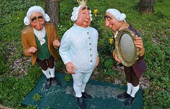 Des Kaisers neue Kleider