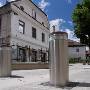 Automatski potapajući stub