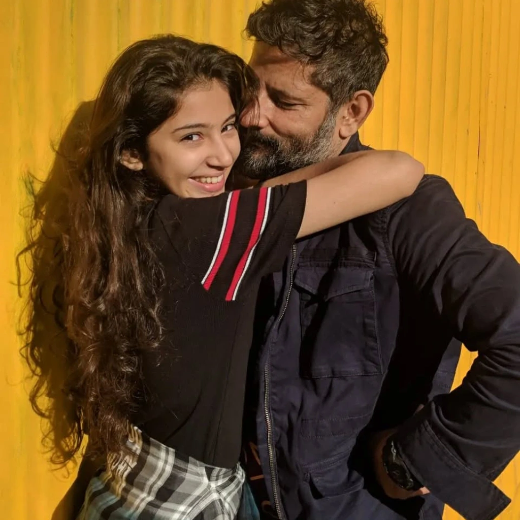 sara arjun family father