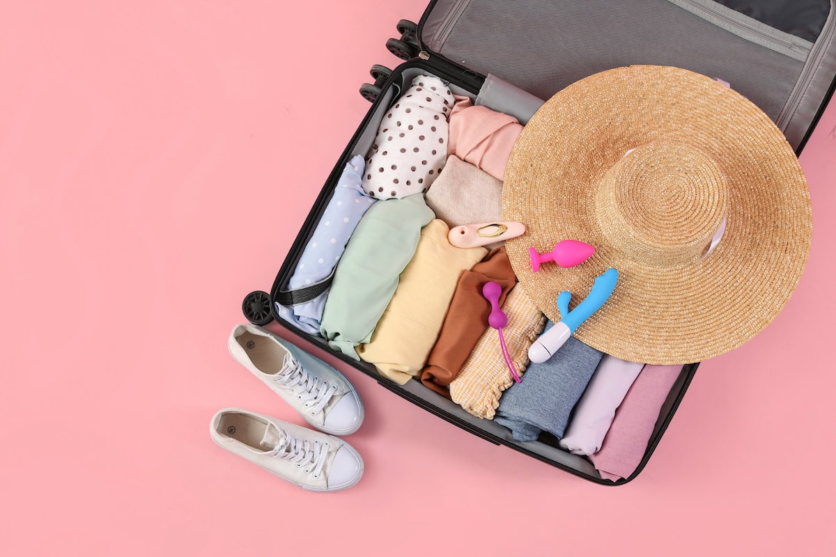 How To Pack For 10 Days For Work Or Family Vacations