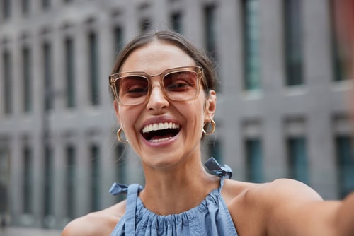 Dentista Cosmetico en Austin, TX | Transforme su sonrisa con el Dr. Hall