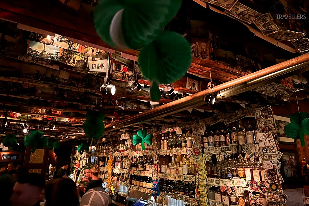 Das Pub The Dead Rabbit in New York