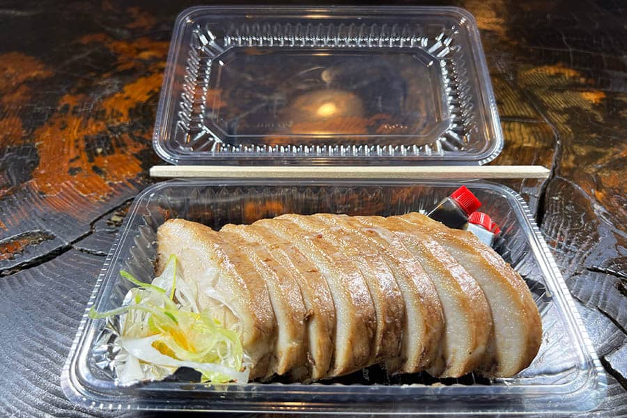【鬼がらし岩沼店】お持ち帰りチャーシュー(8枚・タレ付き) 840円(税込) 【鬼がらし岩沼店】お持ち帰りチャーシュー(8枚・タレ付き) 840円(税込)