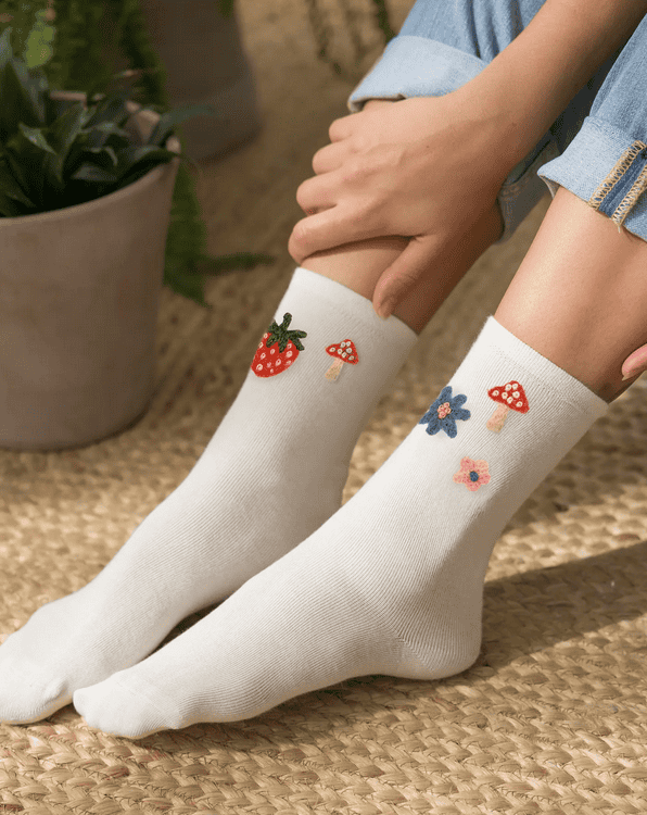 Auch auf Socken sehen die Filzmotive von DMC mega schön aus!