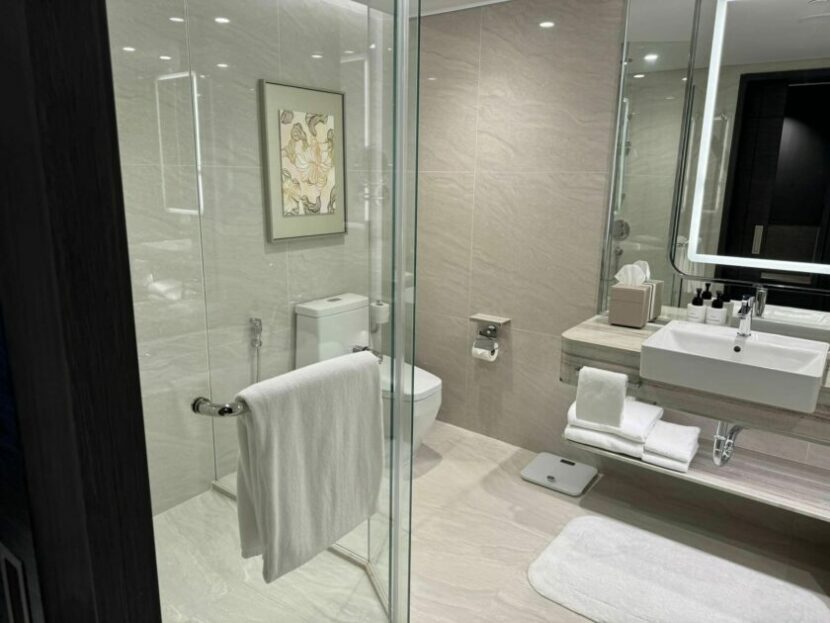 Review of the InterContinental Bangkok: Upscale Experience With Great Service in The Club Lounge 7 The Premium Room in Intercontinental Bangkok 06