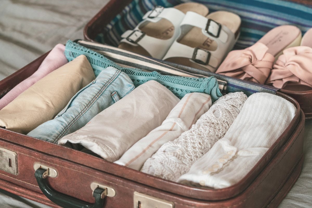 how to pack for a month long trip