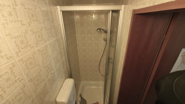 Zimmer Stuiben Badezimmer