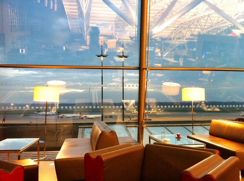 Chase Sapphire Reserve vs. Capital One Venture X 3 Airport Lounge (Priority Pass), Hamburg