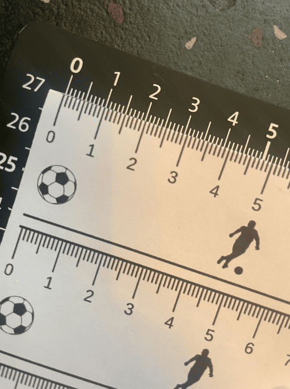 Zentimetermaß für Kinder zum Ausdrucken mit Fußballmotiven