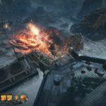 Explosion de combat sur une plateforme aérienne dans un jeu de stratégie avec graphismes détaillés, focus sur la guerre et la destruction.