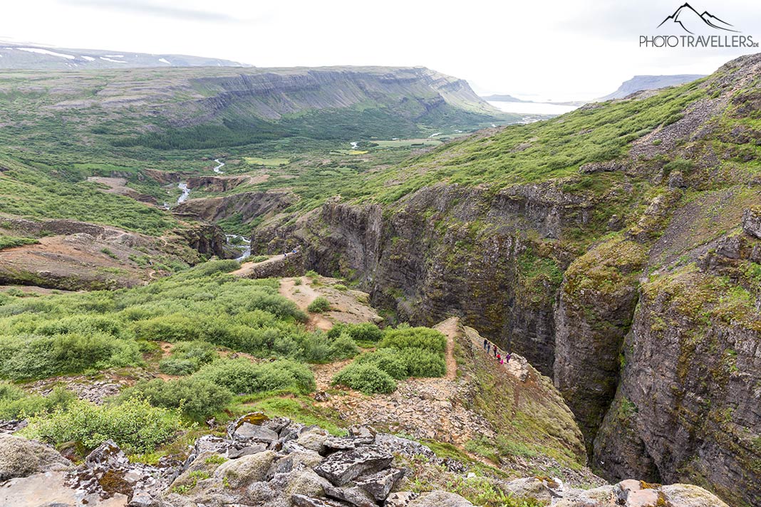Der Blick auf den Wanderweg zum Glymur