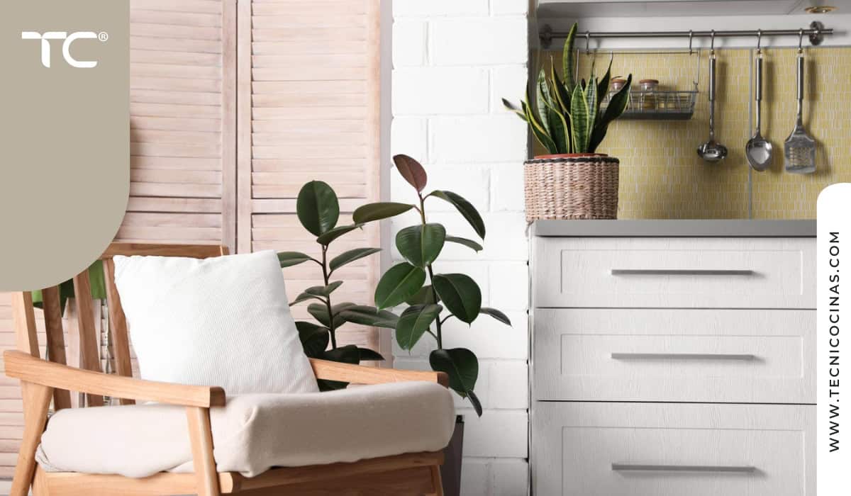 Zona de descanso en cocina de estilo vintage, un mueble que sirve para descansar o recibir visitas