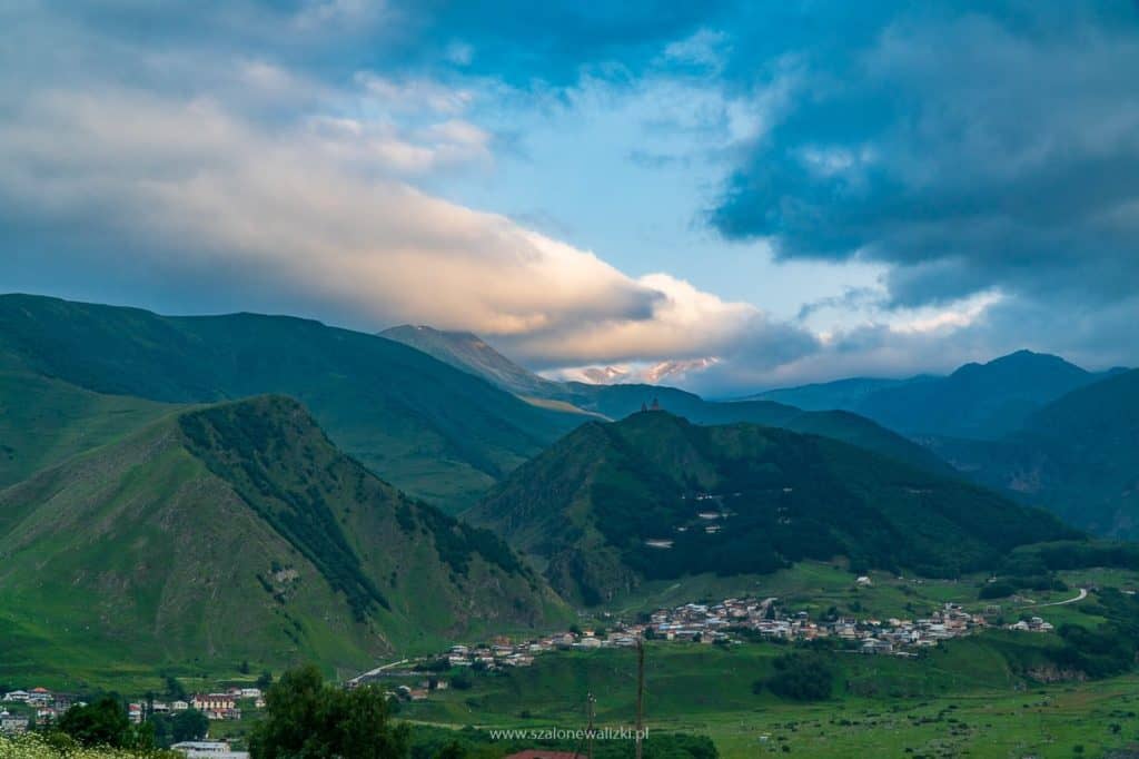 gruzińska droga wojenna a polacy