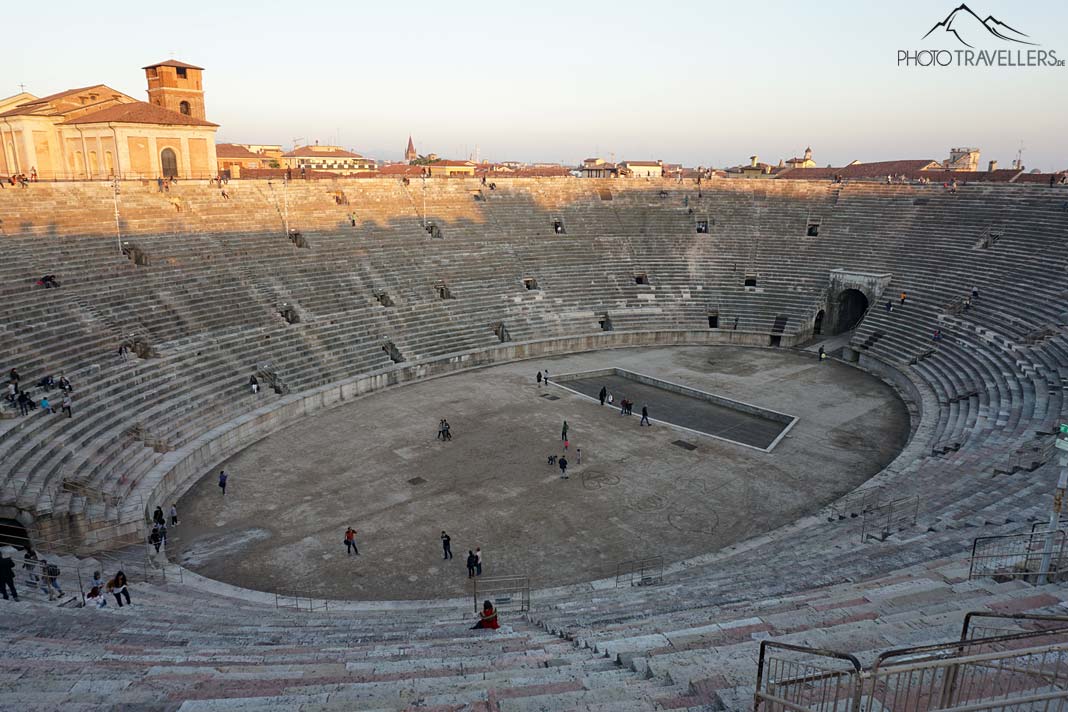 Die Arena in Verona im Abendlicht