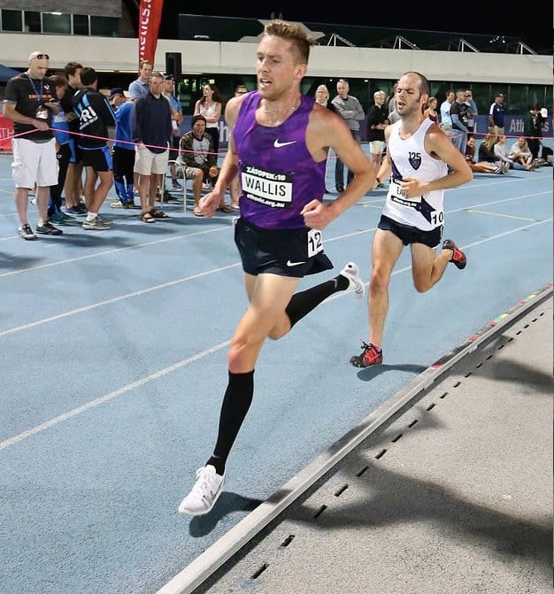 Earl chasing Wallis at Zatopek