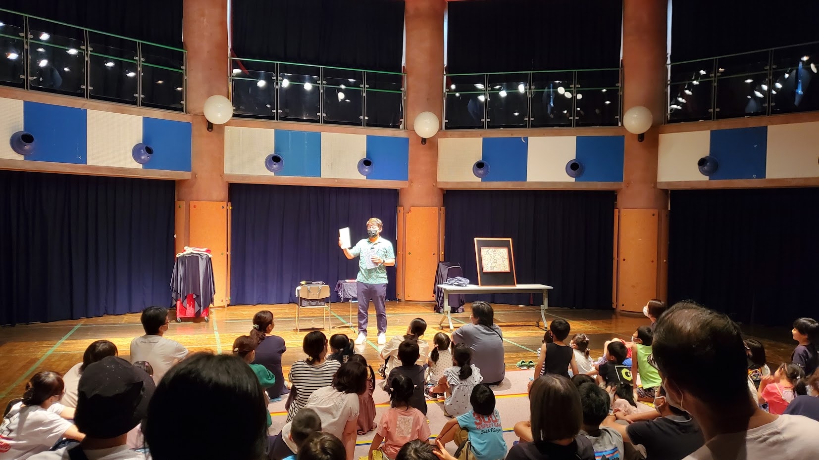 富山県こどもみらい館で1時間のキッズショー!演じ方、伝え方によっては「子どもも大人も楽しめる」マジックという芸能のスゴさ! 2 20220717 141109 - 出張マジックショー