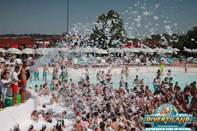 PARCURI ACVATICE BUCURESTI Divertiland Park spuma