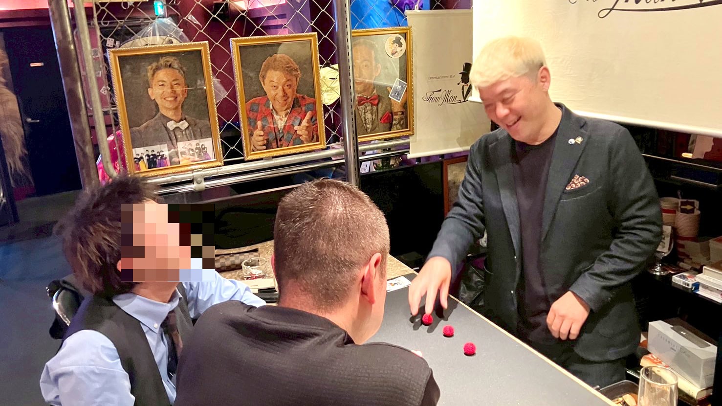 桜木町マジックバー ショーマン|お会いしたかった方と叶った3時間 1 桜木町マジックバー ショーマン 夜の外観