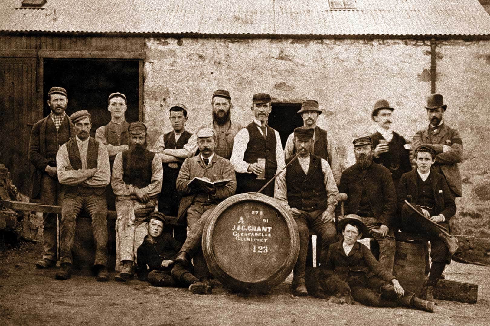 Die umfassende Chronik zur Whisky Geschichte (2025) 4 1891 VINTAGE 02 WEB 3 2 1620x1080 opuenfnmbucl